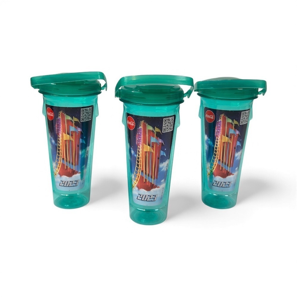 Six Flags Reusable Water Bottle Drink Cups Refillable - Set of 3‎